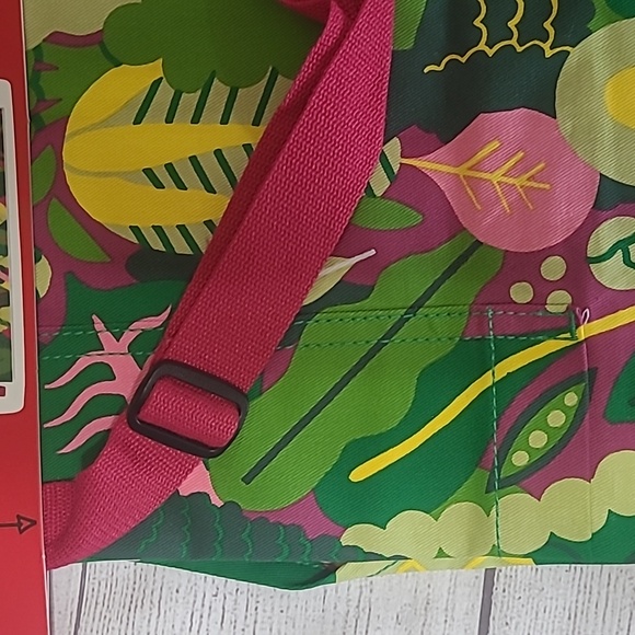 Blue Q Apron - Picture 4 of 4